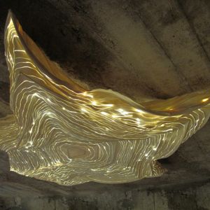 PLAFONNIER CRISTAL FIBRE DANS UN LOFT