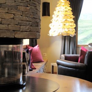 Chetzeron Crans Montana CH - LOUNGE, LAMPADAIRE MERINGUE