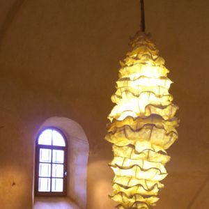 HANGING LIGHT GRAND COCON IN CEVENNE CHAPEL FR