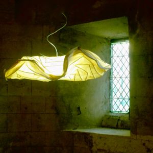 HANGING LIGHT NUAGE CRISTAL IN ROMAN CHAPEL